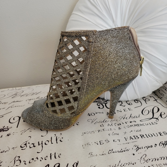 Silver heals - Picture 3 of 6